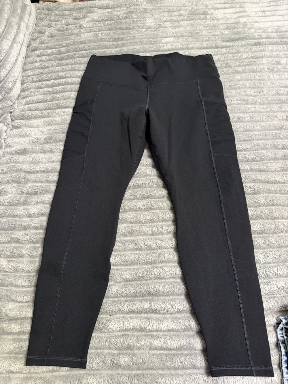 Fabletics Powerhold Black High-Waist Active Leggings - Picture 1 of 3